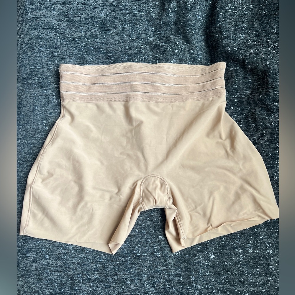 Spanx size medium